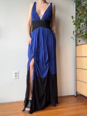 BCBGMaxAzria 100% silk Blue and Black Plunging V-Neck Maxi Dress